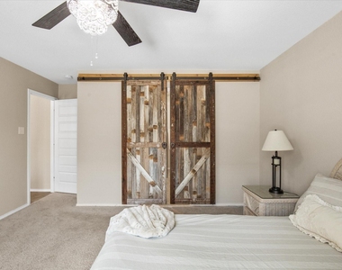 2929 Spotted Fawn Drive - Photo Thumbnail 27