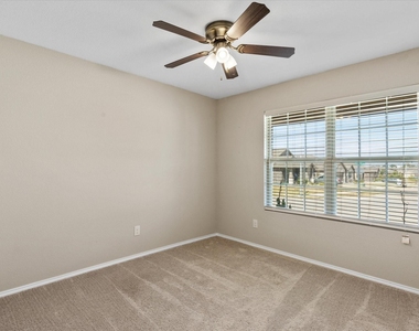 2929 Spotted Fawn Drive - Photo Thumbnail 16
