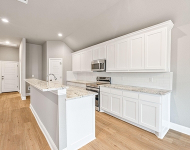 102 Clover Circle - Photo Thumbnail 14