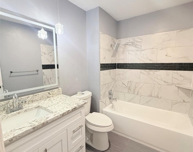 4817 Sprucewood Lane - Photo Thumbnail 5
