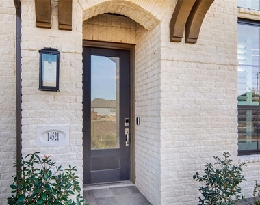 14521 Walsh Avenue - Photo Thumbnail 2
