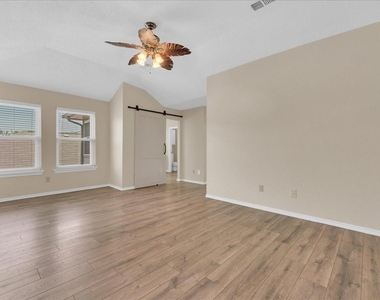 2971 Seguin Trail - Photo Thumbnail 21