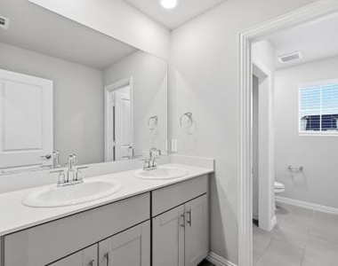 1213 Birchwood Lane - Photo Thumbnail 12