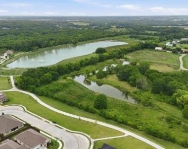 1213 Birchwood Lane - Photo Thumbnail 34