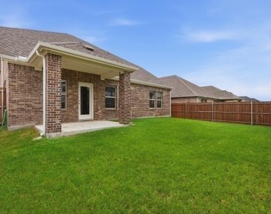 1213 Birchwood Lane - Photo Thumbnail 30