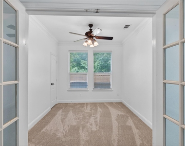 509 Heath Lane - Photo Thumbnail 11