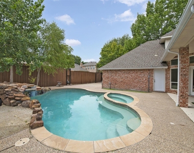 247 Park Valley Drive - Photo Thumbnail 30