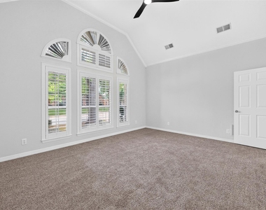 247 Park Valley Drive - Photo Thumbnail 18