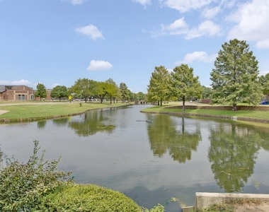 247 Park Valley Drive - Photo Thumbnail 32