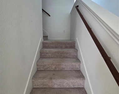 837 Breakwater Drive - Photo Thumbnail 5