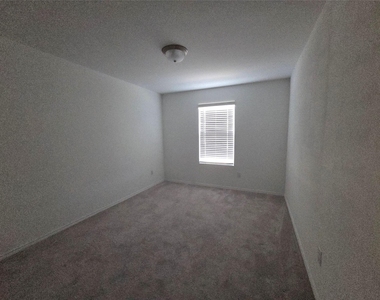 837 Breakwater Drive - Photo Thumbnail 7