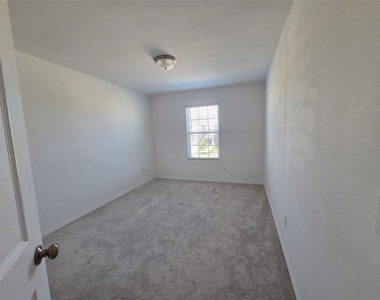 837 Breakwater Drive - Photo Thumbnail 11