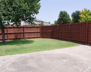 104 Cobblestone Drive - Photo Thumbnail 23