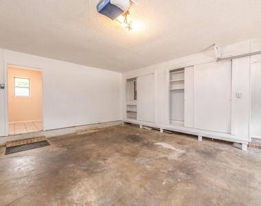 4117 Aragon Drive - Photo Thumbnail 23
