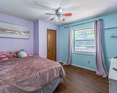 4117 Aragon Drive - Photo Thumbnail 17