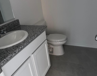 1521 Vattier Street - Photo Thumbnail 9