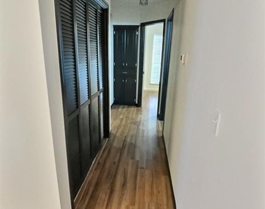 316 Town Park Road - Photo Thumbnail 2