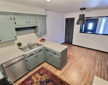 316 Town Park Road - Photo Thumbnail 8