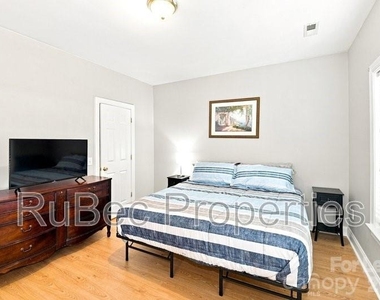 21136 Kimbrough Lane - Photo Thumbnail 4