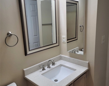 12511 Agate Lane - Photo Thumbnail 22