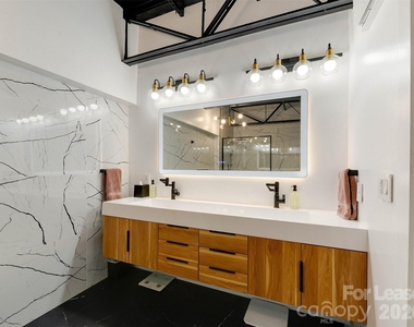 935 Westmere Avenue - Photo Thumbnail 35