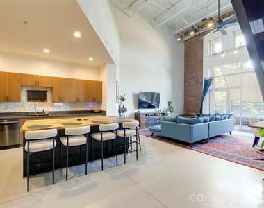935 Westmere Avenue - Photo Thumbnail 7