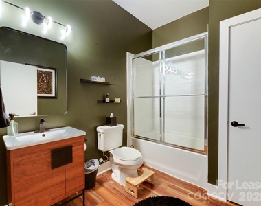 935 Westmere Avenue - Photo Thumbnail 3