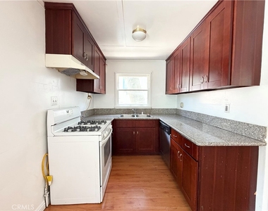 467 Sequoia - Photo Thumbnail 3