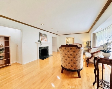 1558 Wembley Road - Photo Thumbnail 4