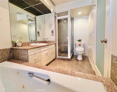 1558 Wembley Road - Photo Thumbnail 20