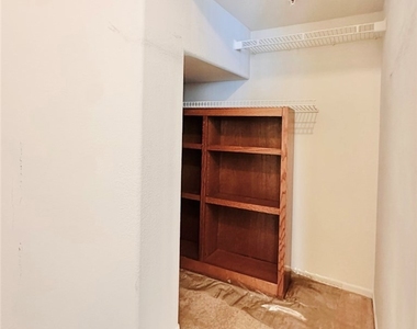13133 Le Parc Boulevard - Photo Thumbnail 9