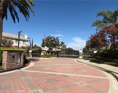 7436 Rutledge Court - Photo Thumbnail 18