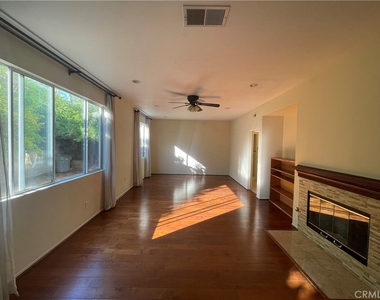 7436 Rutledge Court - Photo Thumbnail 4