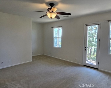 827 Terrace E - Photo Thumbnail 15
