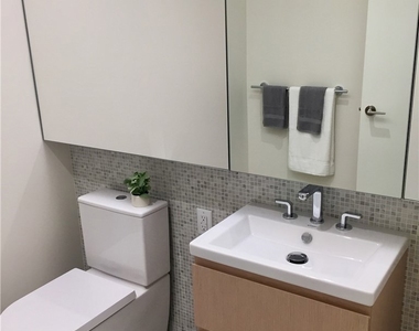 877 Francisco Street - Photo Thumbnail 22
