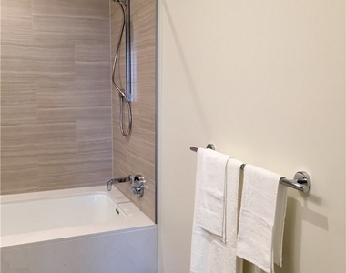 877 Francisco Street - Photo Thumbnail 23