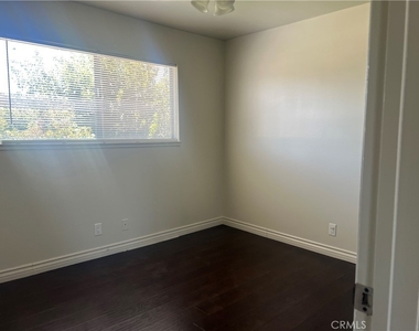 766 E Pillsbury - Photo Thumbnail 4
