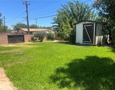 766 E Pillsbury - Photo Thumbnail 6