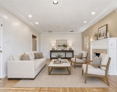 10832 Huston - Photo Thumbnail 6