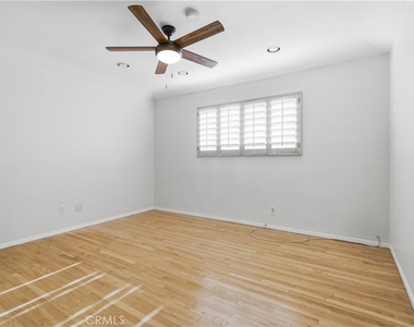 10832 Huston - Photo Thumbnail 31