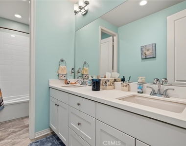 27681 Turnleaf Court - Photo Thumbnail 21