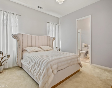 27681 Turnleaf Court - Photo Thumbnail 10