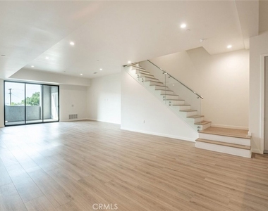 7341 Valmont Street - Photo Thumbnail 6