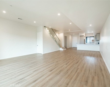 7341 Valmont Street - Photo Thumbnail 7