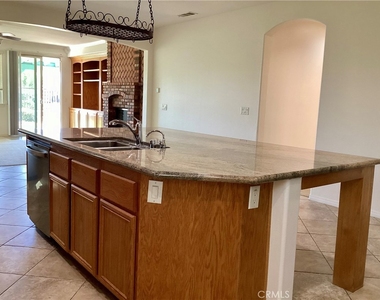 3643 Mountain Shadows Court - Photo Thumbnail 4