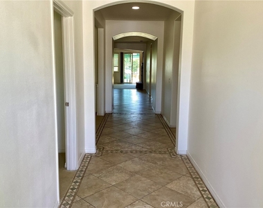 3643 Mountain Shadows Court - Photo Thumbnail 17