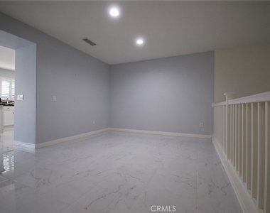 25725 Wagner Way - Photo Thumbnail 8