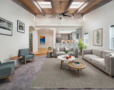 635 Bungalow Drive - Photo Thumbnail 9