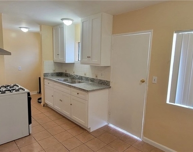 1717 N Alhambra Avenue N - Photo Thumbnail 7