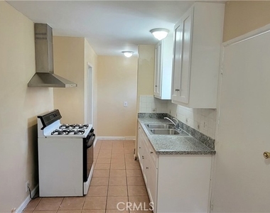 1717 N Alhambra Avenue N - Photo Thumbnail 3